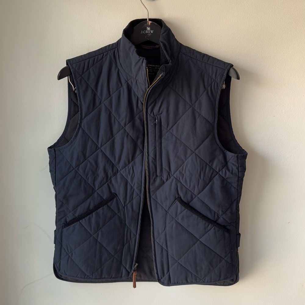 J. Crew Sussex quilted vest in Obsidian size Small